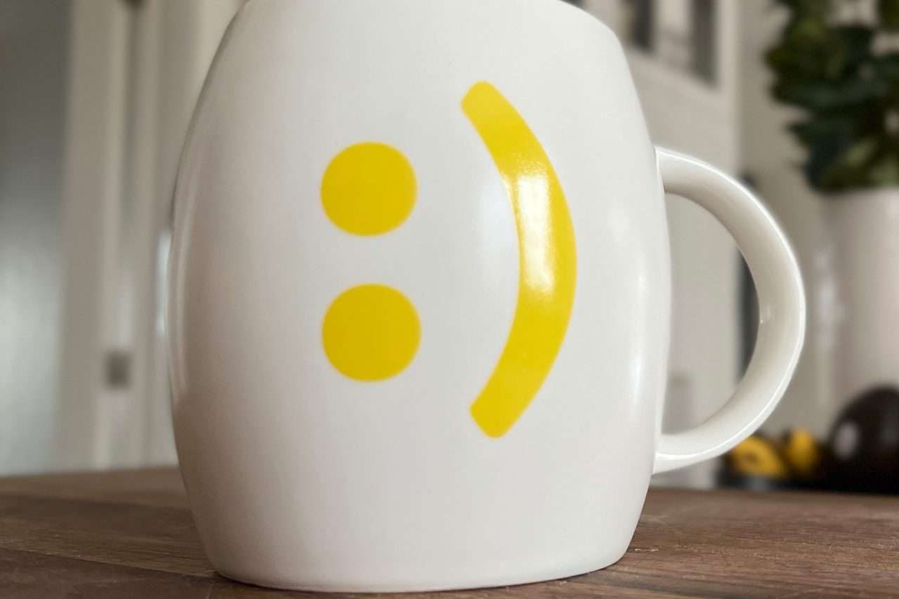 Start.ca Happy Face Smile Mug
